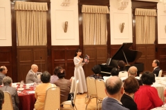 25年春に出版した「Flowers」の紹介。